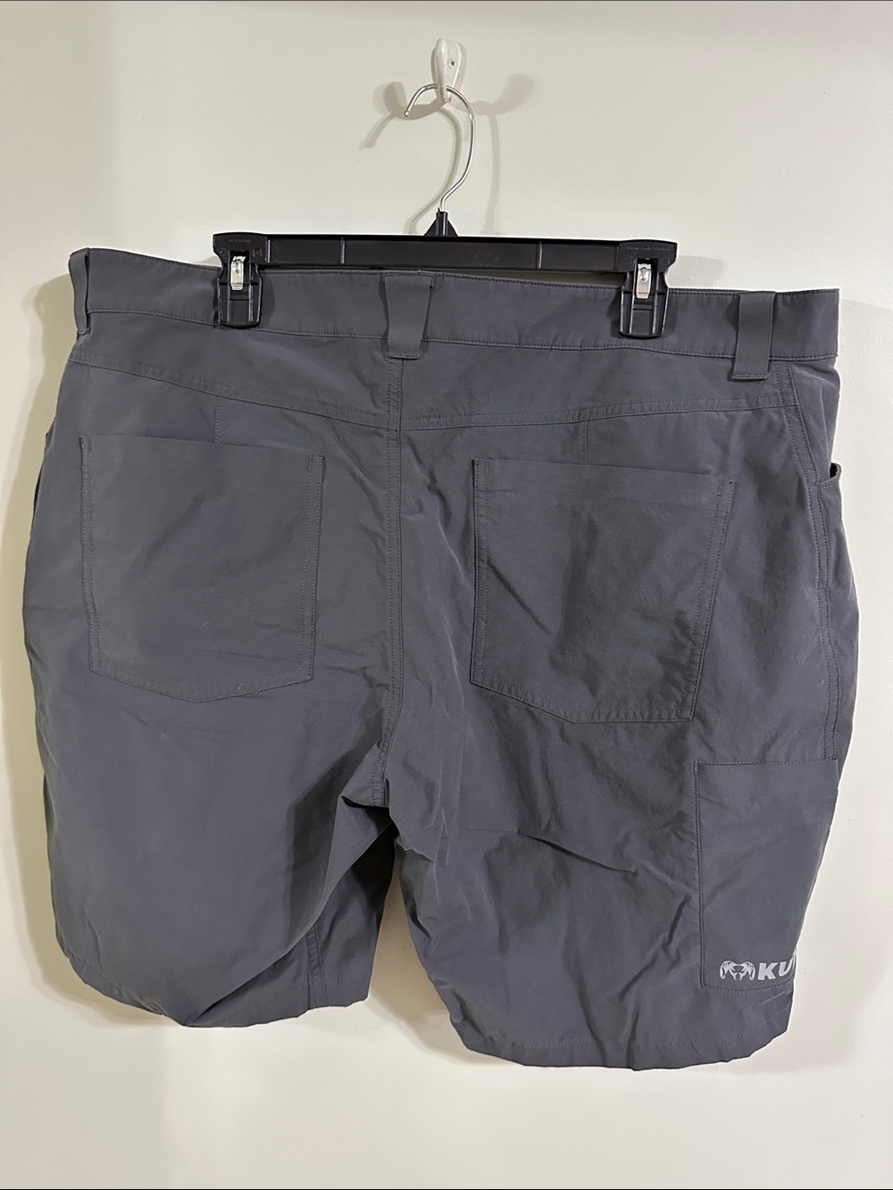 KUIU Gunmetal 10” shorts size 42